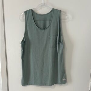 Vuori Green Sleeveless Tank Top with Crew Neck